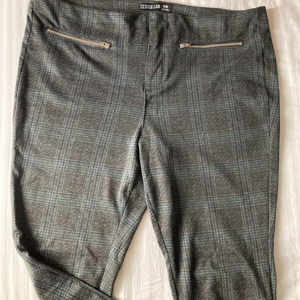 Design Lab skinny pants